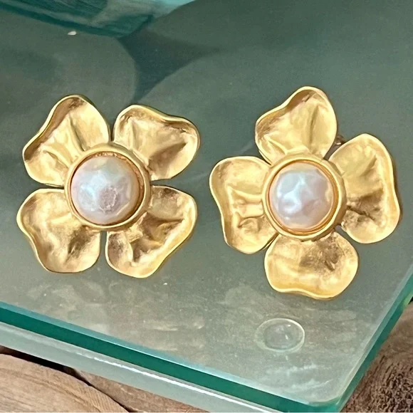 Vintage 80s GIVENCHY Matte Gold Plated Flower Pearl Clip On Statement Earrings